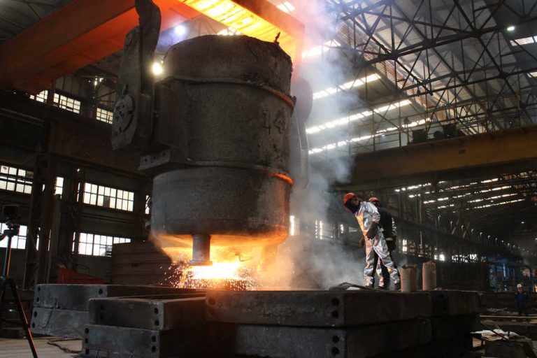 La seguridad, clave para la eficiencia de los obreros de la metalurgia
