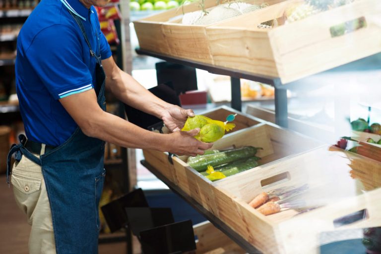 Cómo decidí montar una frutería y los retos de emprender en España